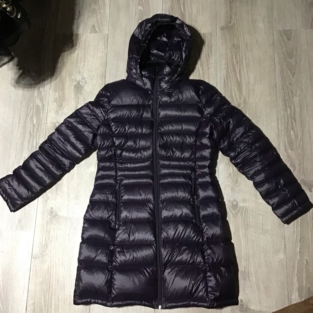 SOLD! ANDREW MARC LIGHT WEIGHT PREMIUM DOWN NWOT